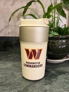 *NWT* Washington Commanders Ceramic Lined Coffee Tumbler 18 oz